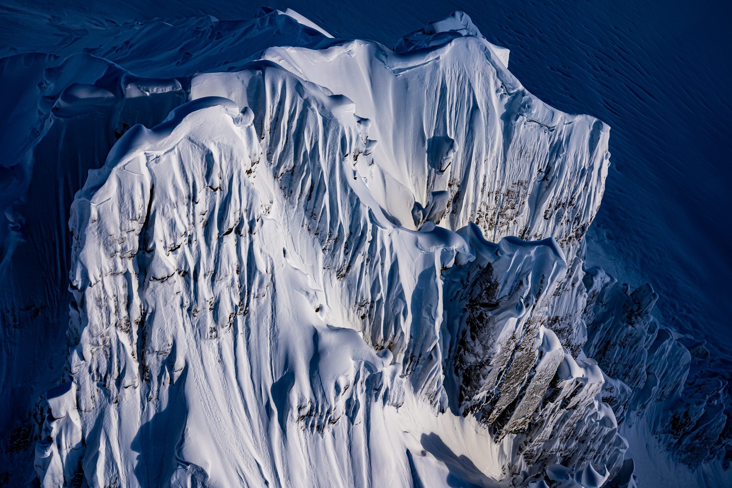 alaska-tordrillo-heli-skiing-23