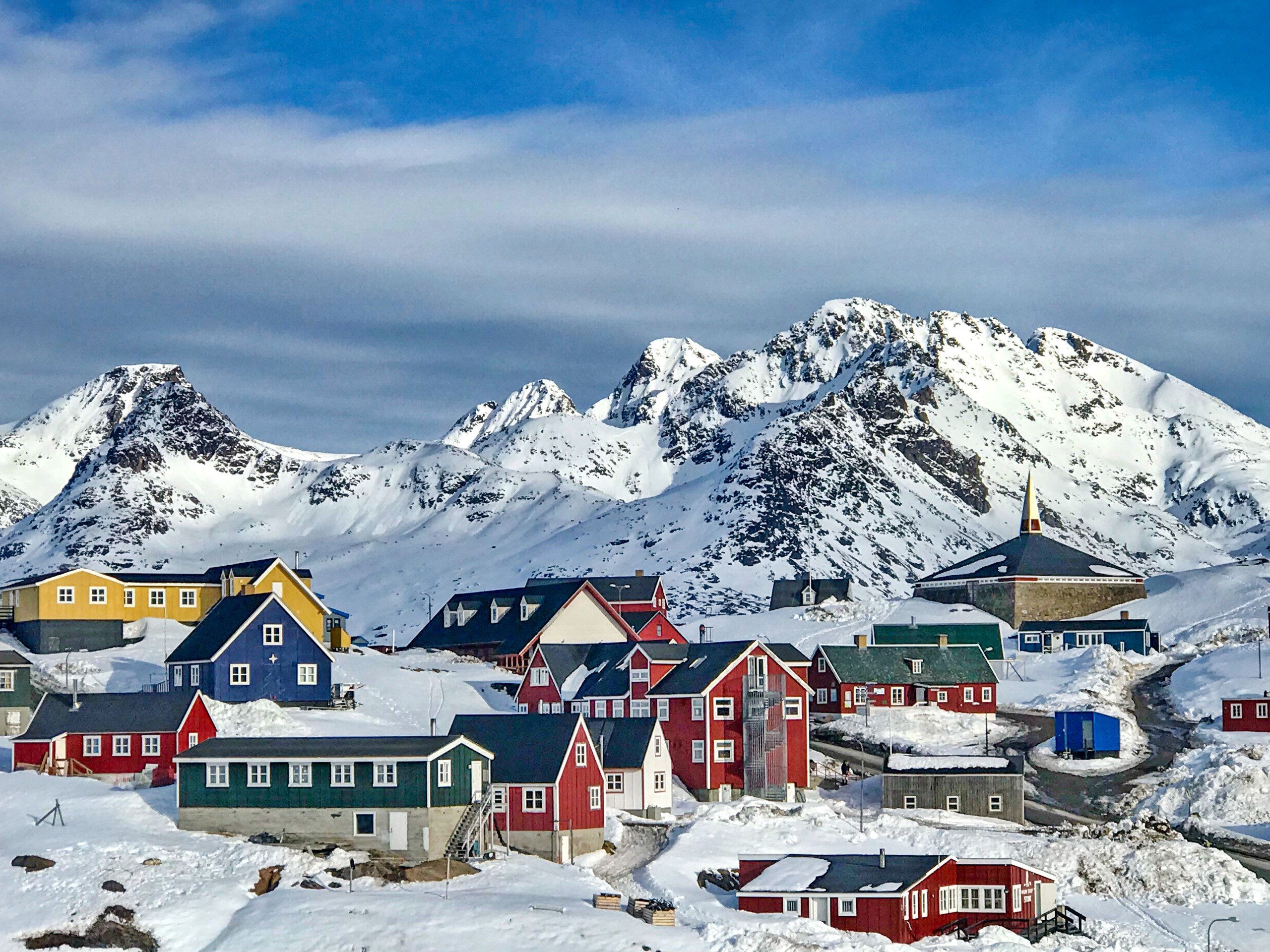 heli-skiing-greenland-03