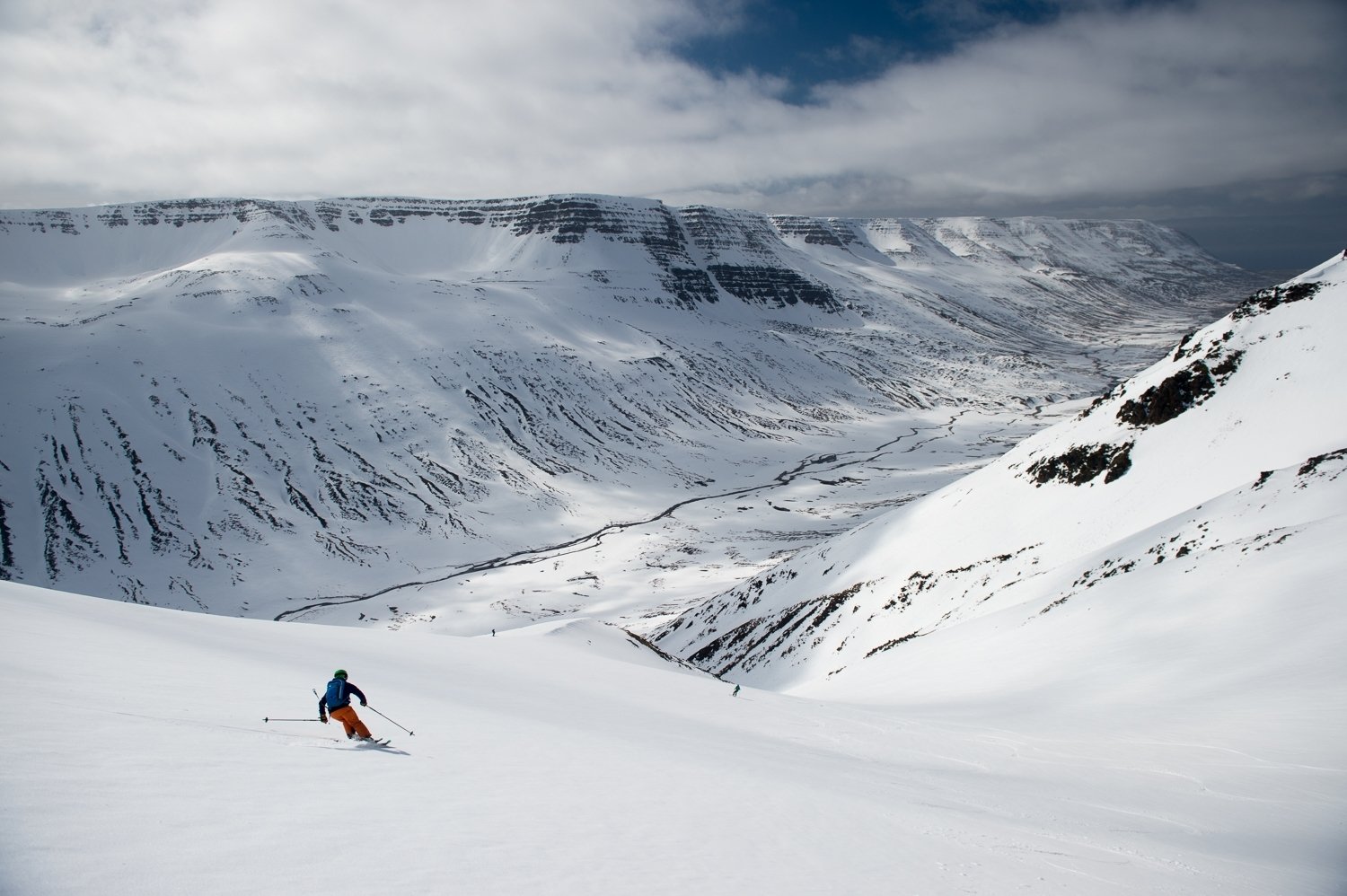 iceland-deplar-farm-heli-skiing-9