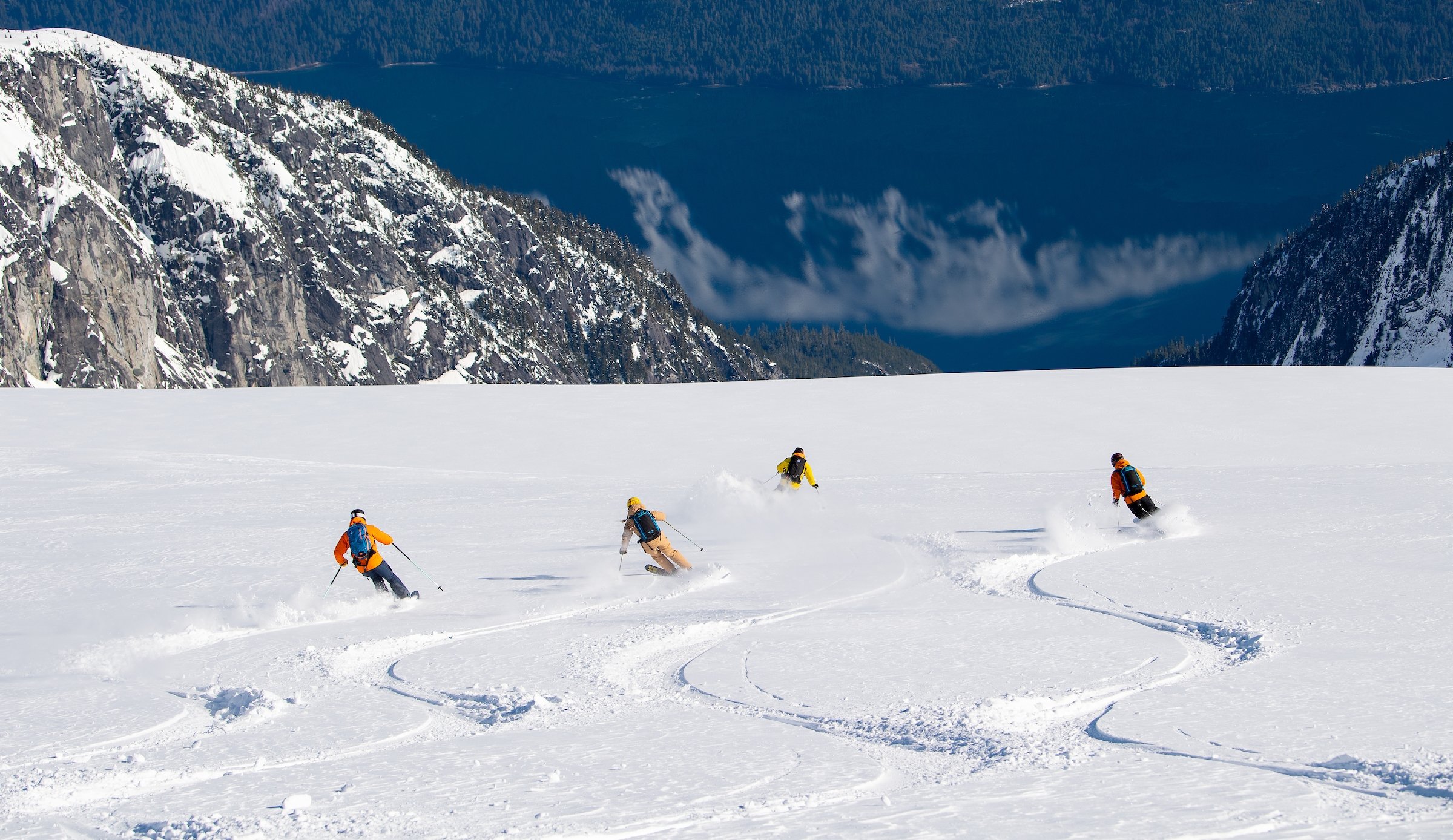 mv-cascadia-bella-coola-heli-skiing-2